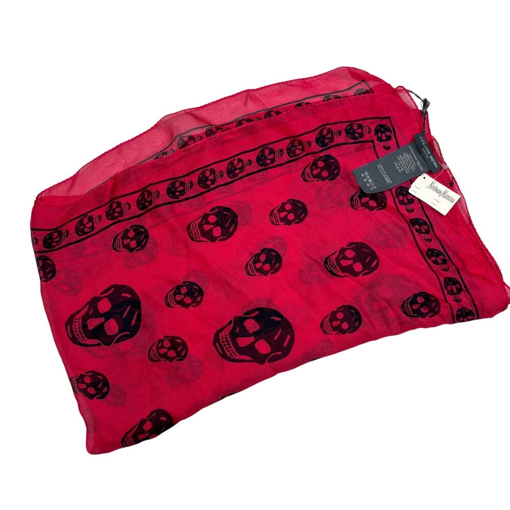 Alexander McQueen Black & Red Skull Silk Scarf 120 x 104 Brand New